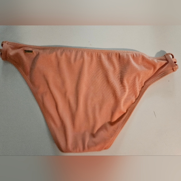 Victoria's Secret The Knock Out Bikini Bottom - Picture 5 of 6